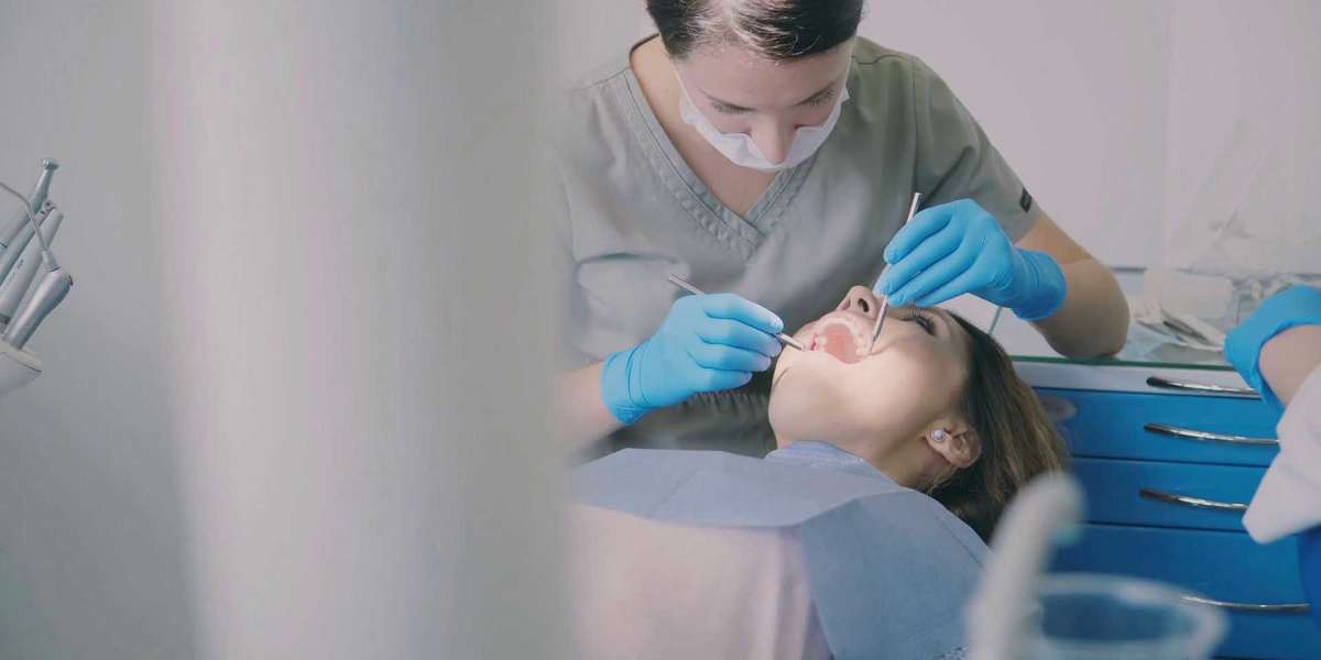 Diş Hekimliği Nasıl Bir Meslek? Diş Hekimliği Pişmanlıktır mı?
