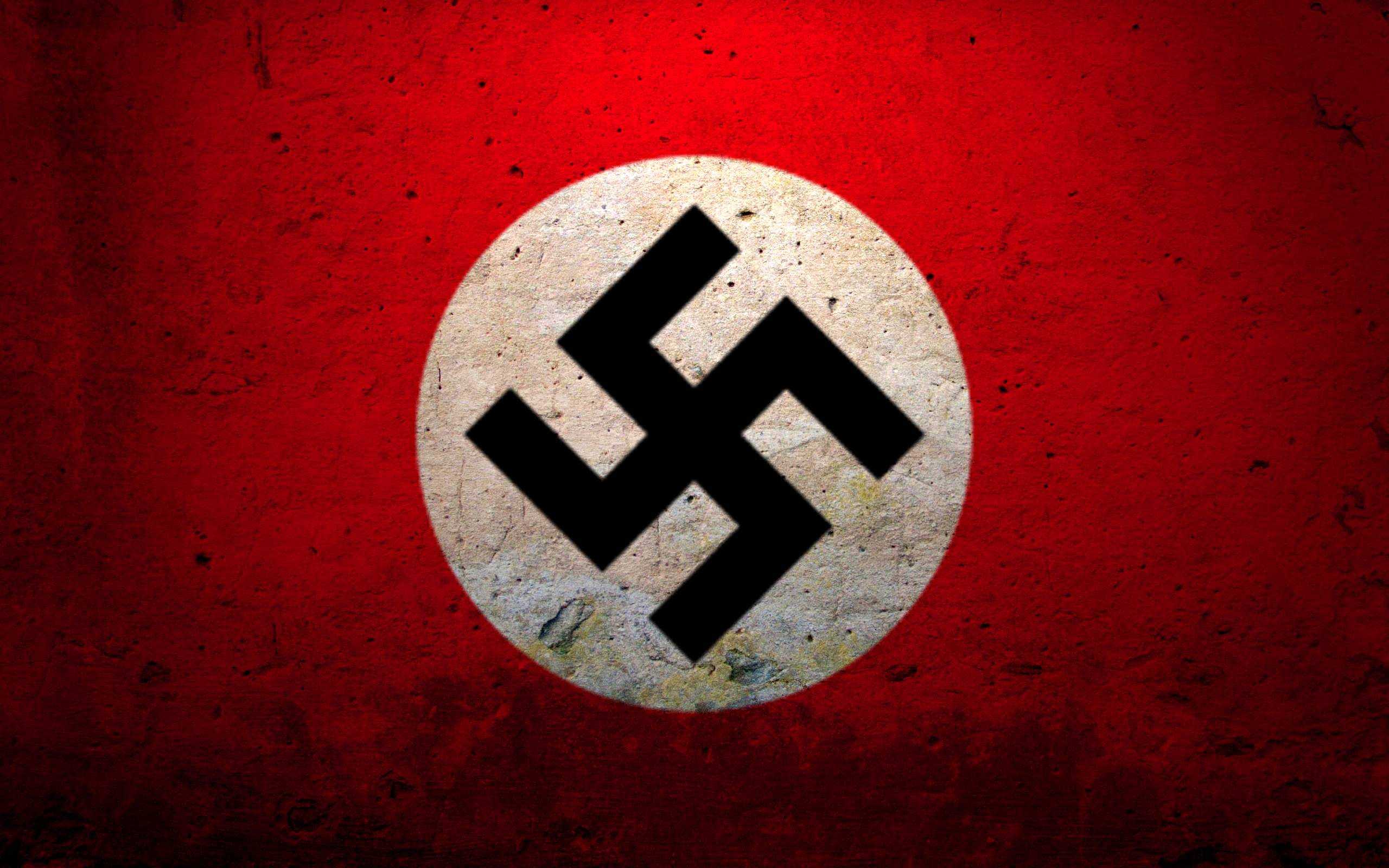 Национал 4. Флаг третьего рейха. Третий Рейх флаг. Флаг нацистской Германии.