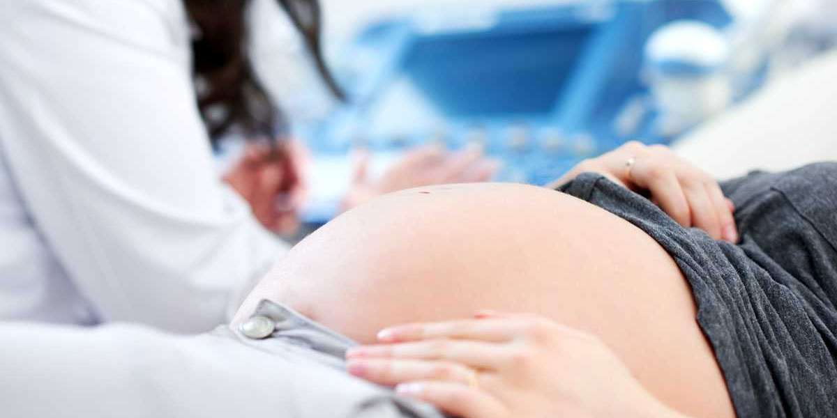Jinekolog ile Kadın Doğum Arasındaki Fark? Jinekoloji Nedir Neye Bakar?