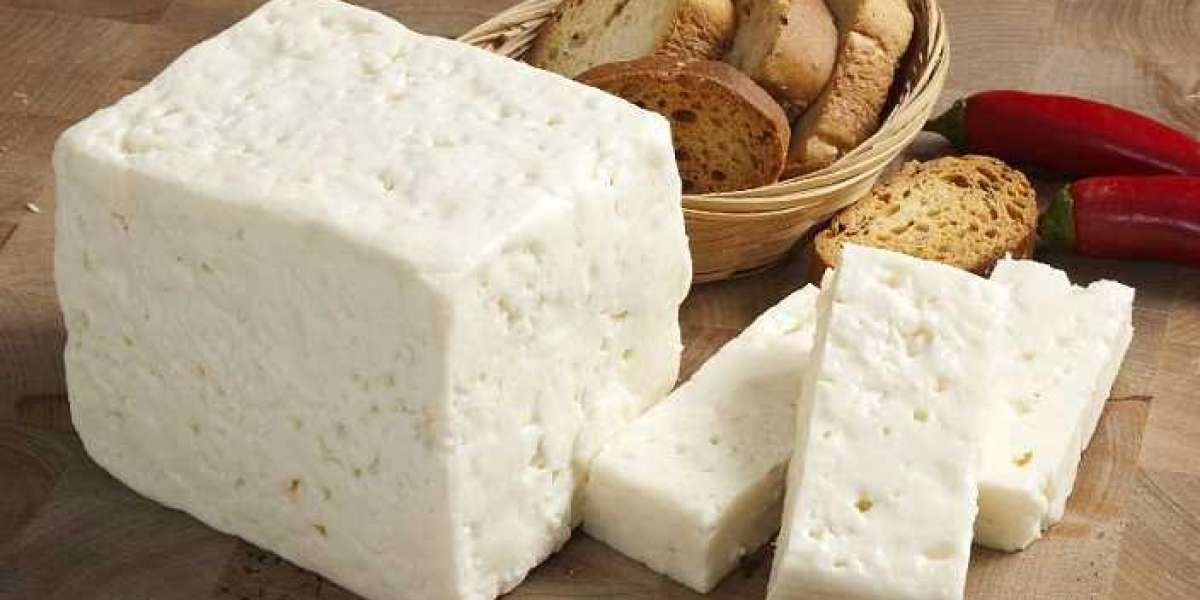 1 Kilo Peynir Kaç Kilo Sütten Çıkıyor? 1 kg Köy Peynir Kaç Litre Sütten Olur?