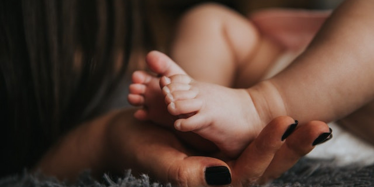 Anne Sütü Kaç Derecede Bebeğe Verilmeli? Sağılmış Anne Sütü Nasıl verilir?